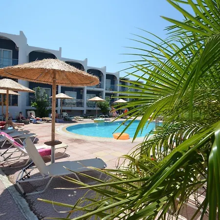 Sevastos Aparthotel 3*