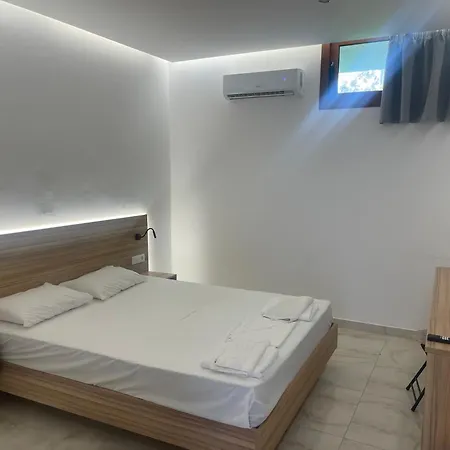 Sevastos 2*